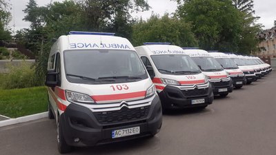 На Волині 18 нових автомобілів "швидкої" допомоги: кому дістануться