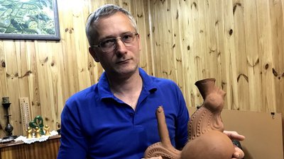 Понад 30 "півників з Бородянки" впродовж місяця виготовили брати-гончарі Іван та Данило Решти на Житомирщині Понад 30 "півників з Бородянки" впродовж місяця виготовили брати-гончарі Іван та Данило Решти на Житомирщині