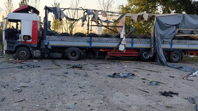 Нікопольщина, обстріли, війна, авто