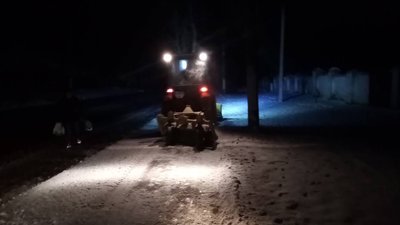 Сніг та замети: ситуація на дорогах Житомирщини Сніг та замети: ситуація на дорогах Житомирщини