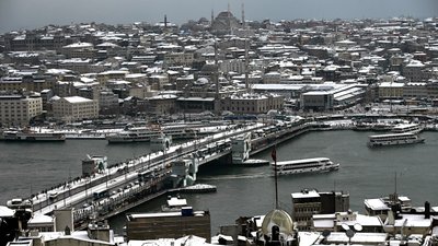 Лижі, море чи сімейна кутя. Де українці можуть відпочити на зимові свята Лижі, море чи сімейна кутя. Де українці можуть відпочити на зимові свята