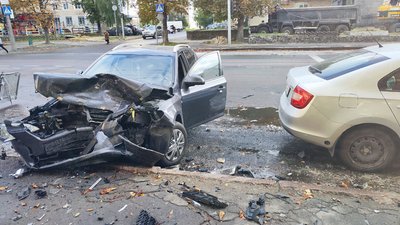 Аварія на проспекті Відродження у Луцьку Аварія на проспекті Відродження у Луцьку