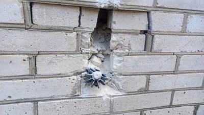 Російські війська обстріляли 8 громад Сумської області: пошкоджений будинок та водонапірна вежа