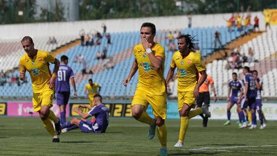Перемога господарів. "Інгулець" у Кропивницькому переграв "Маріуполь"
