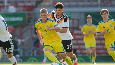 Нападник України U19 Дмитро Богданов у матчі проти Німеччини на Євро-2026