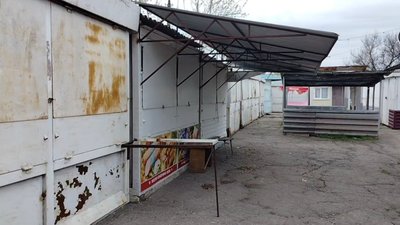 "Приїжджайте, коли чорнобривці виростуть”: попри постійні обстріли, жителі Степногірська садять городину та вірять в ЗСУ "Приїжджайте, коли чорнобривці виростуть”: попри постійні обстріли, жителі Степногірська садять городину та вірять в ЗСУ
