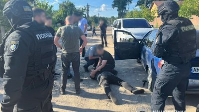 У Житомирі затримали подружжя житомирян, причетне до поширення психотропних речовин