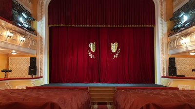 Сумський обласний академічний театр для дітей та юнацтва