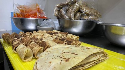 Смаколики для ЗСУ. У миколаївському кафе готують їжу для військових на фронт