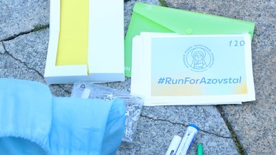 Харків'яни взяли участь у забігу "Біжу за "Азовсталь" в Польщі Харків'яни взяли участь у забігу "Біжу за "Азовсталь" в Польщі