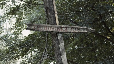 "Зруйнували матеріальну базу, але не ідею". Як живе "Грунівська Січ" за 10 км від кордону з РФ "Зруйнували матеріальну базу, але не ідею". Як живе "Грунівська Січ" за 10 км від кордону з РФ