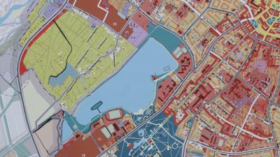 Чи забудують сквер біля міського озера в Івано-Франківську?