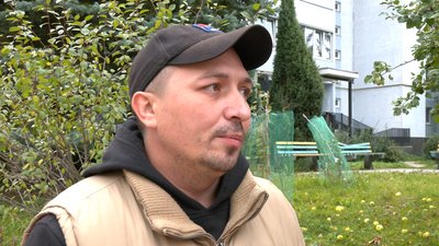 Боєць з Івано-Франкіщини, який втратив ногу на війні, отримав квартиру Боєць з Івано-Франкіщини, який втратив ногу на війні, отримав квартиру