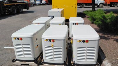 Полтаватеплоенерго отримало понад 20 газових генераторів перед опалювальним сезоном