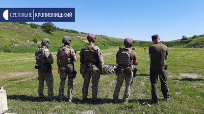 Перед початком змагань провели інструктаж, команди поділили на групи по 4 людини
