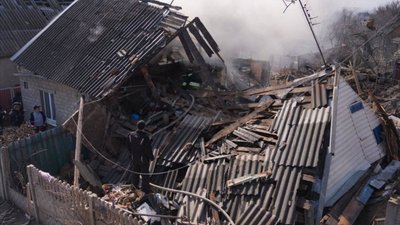 Військові РФ вчергове атакували приватний сектор у Запоріжжі: є загибла та поранені
