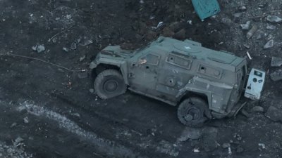 Броньована автівка MLS Shield витримала обстріл з "Градів" і врятувала життя сімох військових на Донеччині