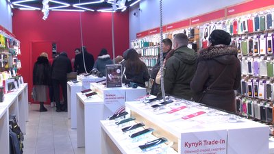 Хакерська атака на "Київстар": у Вінниці зросли черги в магазинах з продажу сім-карт інших операторів