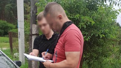 СБУ повідомила про підозру житомирянину, який поширив в інтернеті дані про дислокацію військових ЗСУ