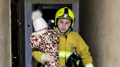 Пожежник, дитина, ІФ