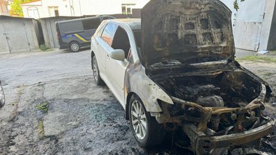У Вінниці горів автомобіль