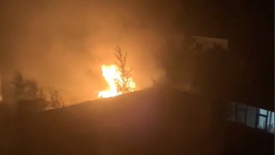 У спальному мікрорайоні Сум горіла господарська будівля - ДСНС