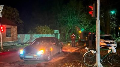 У Берестині водій легковика збив велосипедиста