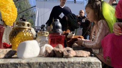 У Києві відбувається Марш пам'яті жертв Бабиного Яру. Фоторепортаж У Києві відбувається Марш пам'яті жертв Бабиного Яру. Фоторепортаж