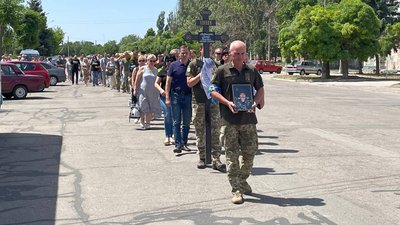 На Дніпропетровщині 8 липня попрощалися із двома загиблими бійцями