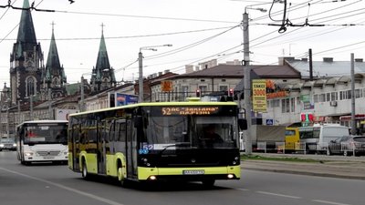 У Львові приватні перевізники не виїжджають на маршрути