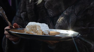 В Одесі встановили рекорд України з найбільшого різдвяного штолену В Одесі встановили рекорд України з найбільшого різдвяного штолену