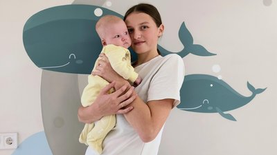 Мама Марія з Кароліною