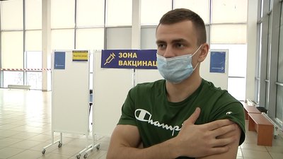 У Запоріжжі поновили роботу центри масової вакцинації У Запоріжжі поновили роботу центри масової вакцинації