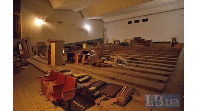 У Києві знесуть модерністський кінотеатр "Загреб" У Києві знесуть модерністський кінотеатр "Загреб"