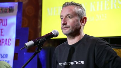 У Херсоні відбулась зустріч містян з чотирма українськими письменниками У Херсоні відбулась зустріч містян з чотирма українськими письменниками