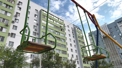 Попереду складна зима: черкасці готують будинки до опалювального сезону Попереду складна зима: черкасці готують будинки до опалювального сезону