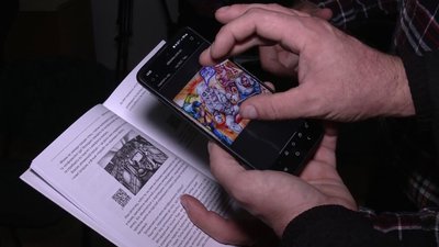 "Як ми перемогли інсульт": у Рівному медикам презентували книгу, автор якої поборов недугу