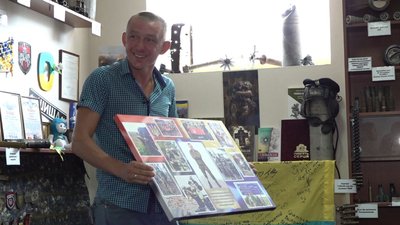 Нові експонати поповнили фонд "Патріотичного музею АТО" у Черкасах Нові експонати поповнили фонд "Патріотичного музею АТО" у Черкасах