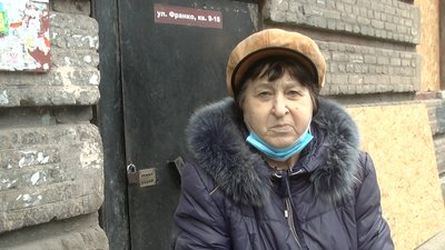 Запорізькі рятувальники розчищають від уламків квартири будинку, де стався вибух Запорізькі рятувальники розчищають від уламків квартири будинку, де стався вибух
