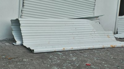 Залишаються в лікарні: який стан травмованих внаслідок ракетного обстрілу Хмельницького