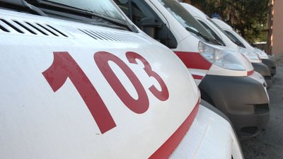 ДТП у Черкасах: під колеса автомобіля потрапила жінка