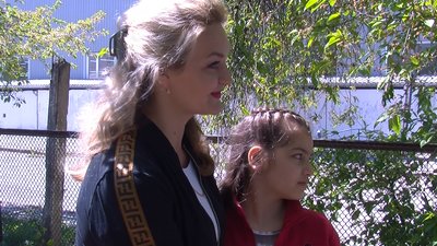 До Дня матері учні та вихователі навчально-реабілітаційного центру Луцька зняли відеопривітання До Дня матері учні та вихователі навчально-реабілітаційного центру Луцька зняли відеопривітання