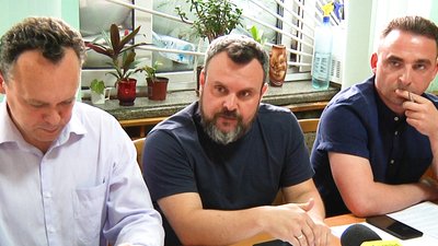 Дві житомирські бібліотеки збираються об'єднати в одну – працівників можуть оптимізувати Дві житомирські бібліотеки збираються об'єднати в одну – працівників можуть оптимізувати
