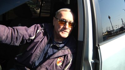 У Житомирі розпочали латати ями на дорогах. Як це відбувається У Житомирі розпочали латати ями на дорогах. Як це відбувається