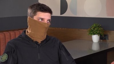 "Моїх підписників шукає ФСБ". Вісім років допомагав ВСУ з окупованої Кадіївки: історія партизана на позивний "Східний" "Моїх підписників шукає ФСБ". Вісім років допомагав ВСУ з окупованої Кадіївки: історія партизана на позивний "Східний"