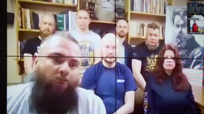 В Антарктиді українські полярники організувати артінсталяцію, що нагадує про їхній дім