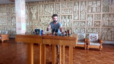 Від Залужного до Хливнюка. Франківець Богдан Савлюк представив серію мініатюр "Воїни світла" Від Залужного до Хливнюка. Франківець Богдан Савлюк представив серію мініатюр "Воїни світла"
