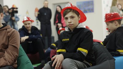 "Діти на 30 хвилин стають рятувальниками". У Чернівцях запрацював клас безпеки від ДСНС "Діти на 30 хвилин стають рятувальниками". У Чернівцях запрацював клас безпеки від ДСНС