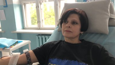 Лариса Бодань, донорка крові, мама бійця Лариса Бодань, донорка крові, мама бійця
