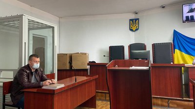 Не з'явився підозрюваний: суд у справі загиблого черкаського директора перенесли Не з'явився підозрюваний: суд у справі загиблого черкаського директора перенесли